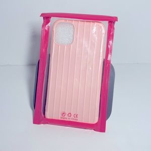 📲 IPHONE 11 PRO SILICONE CASE LIGHT PINK 💕